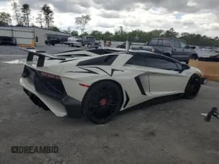 ✅ 2017 Lamborghini Aventador • VIN: ZHWUT3ZD0HLA06241 • Lot: 51730695. Wystawiony na Copart z przebiegiem 13 633 mil. Bezpłatny archiwum sprzedaży aukcyjnych z USA i szczegółowy raport historii pojazdu na DreamBid. Zdjęcie 3.
