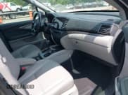 ✅ 2019 Honda Pilot EX-L • VIN: 5FNYF5H4XKB018306 • Lot: 42441441. Wystawiony na IAAI z przebiegiem 53 212 mil. Bezpłatny archiwum sprzedaży aukcyjnych z USA i szczegółowy raport historii pojazdu na DreamBid. Zdjęcie 5.