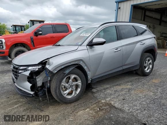 ✅ 2022 Hyundai Tucson Preferred • VIN: KM8JBCAE8NU033835 • Lot: 55229355. Wystawiony na Copart z przebiegiem 64 828 mil. Bezpłatny archiwum sprzedaży aukcyjnych z USA i szczegółowy raport historii pojazdu na DreamBid. Zdjęcie 1.