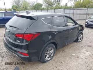 2017 Hyundai Santa Fe 2.4L z VIN 5NMZTDLB8HH026151, wystawiony jako IAAI lot #43398462 z przebiegiem 84 868 mil mil oraz . Historia ofert i sprzedaży dostępna na DreamBid. Obrazek 4.