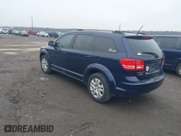 ✅ 2017 Dodge Journey SE • VIN: 3C4PDCAB8HT676537 • Lot: 43761883. Listed on IAAI with 172,251 mi. Free auction sales archive from the USA and detailed vehicle history report at DreamBid. Image 3.