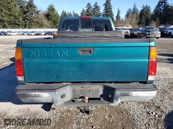 ✅ 1996 Nissan Frontier XE • VIN: 1N6SD16Y9TC338402 • Lot: 45058765. Listed on Copart with 164,295 mi. Free auction sales archive from the USA and detailed vehicle history report at DreamBid. Image 6.