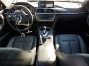 ✅ 2014 BMW 3 Series 335i xDrive • VIN: WBA3B9G54ENR90610 • Lot: 90680735. Wystawiony na Copart z przebiegiem 147 406 mil. Bezpłatny archiwum sprzedaży aukcyjnych z USA i szczegółowy raport historii pojazdu na DreamBid. Zdjęcie 8.