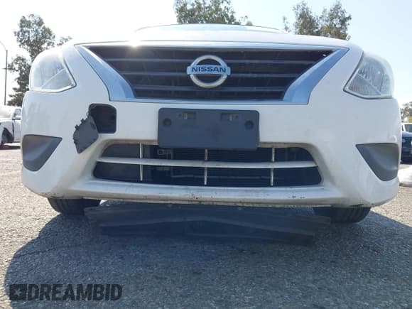 ✅ 2016 Nissan Versa SV • VIN: 3N1CN7AP2GL803329 • Лот: 43038369. Опубликован ранее на IAAI с пробегом 81 675 миль. Бесплатный доступ к архиву аукционных продаж из США и подробный отчёт об истории автомобиля на DreamBid. Изображение 6.