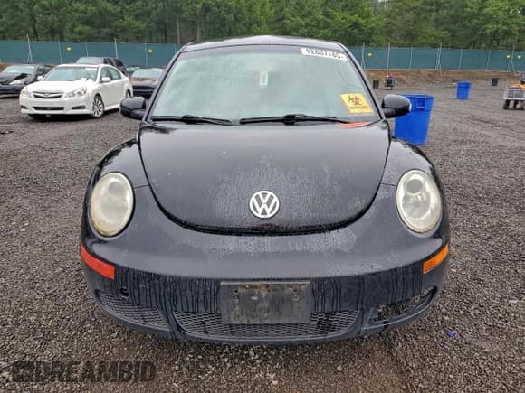 ✅ 2010 Volkswagen Beetle • VIN: 3VWPW3AG9AM020589 • Лот: 92637185. Опубликован ранее на Copart с пробегом 174 932 миль. Бесплатный доступ к архиву аукционных продаж из США и подробный отчёт об истории автомобиля на DreamBid. Изображение 5.