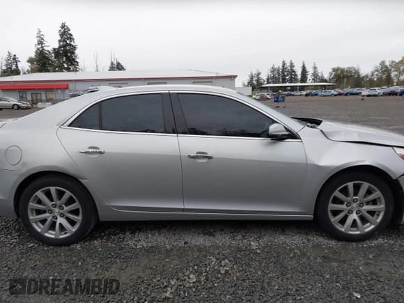 ✅ 2015 Chevrolet Malibu LTZ • VIN: 1G11F5SL3FF282110 • Lot: 43516279. Listed on IAAI with 131,961 mi. Free auction sales archive from the USA and detailed vehicle history report at DreamBid. Image 13.