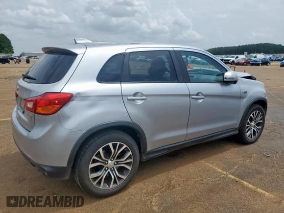 ✅ 2017 Mitsubishi Outlander SE • VIN: JA4AP3AW2HZ034740 • Lot: 63400535. Listed on Copart with 200,256 mi. Free auction sales archive from the USA and detailed vehicle history report at DreamBid. Image 3.