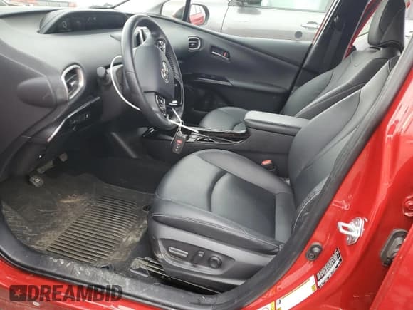 ✅ 2021 Toyota Prius LE • VIN: JTDKAMFP9M3189379 • Лот: 48824235. Опубликован ранее на Copart с пробегом 27 154 миль. Бесплатный доступ к архиву аукционных продаж из США и подробный отчёт об истории автомобиля на DreamBid. Изображение 7.