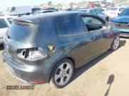 ✅ 2010 Volkswagen Golf GTI • VIN: WVWFD7AJ5AW279040 • Лот: 41014210. Опубликован ранее на IAAI с пробегом 171 588 миль. Бесплатный доступ к архиву аукционных продаж из США и подробный отчёт об истории автомобиля на DreamBid. Изображение 4.