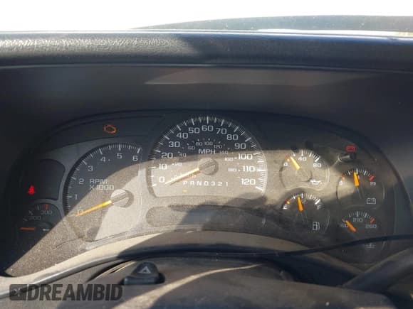 ✅ 2006 Chevrolet Silverado 2500HD LS • VIN: 1GCHC24U66E113272 • Lot: 42106333. Wystawiony na IAAI z przebiegiem 353 105 mil. Bezpłatny archiwum sprzedaży aukcyjnych z USA i szczegółowy raport historii pojazdu na DreamBid. Zdjęcie 7.