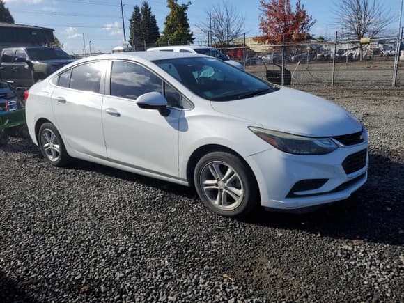 ✅ 2016 Chevrolet Cruze LT • VIN: 1G1BE5SM7G7326931 • Lot: 85961875. Listed on Copart with 159,589 mi. Free auction sales archive from the USA and detailed vehicle history report at DreamBid. Image 4.