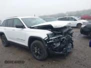 ✅ 2025 Jeep Grand Cherokee Altitude X • VIN: 1C4RJHAG1SC270046 • Лот: 42517002. Опубликован ранее на IAAI с пробегом 8 415 миль. Бесплатный доступ к архиву аукционных продаж из США и подробный отчёт об истории автомобиля на DreamBid. Изображение 1.