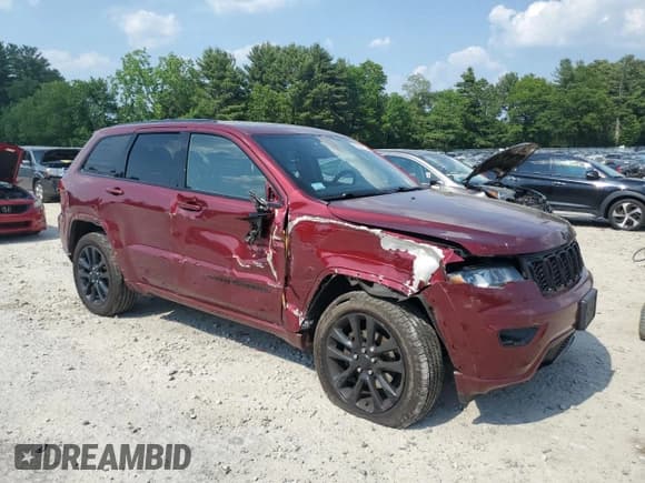 ✅ 2020 Jeep Grand Cherokee North • VIN: 1C4RJFAG9LC313814 • Lot: 59864065. Wystawiony na Copart z przebiegiem 68 240 mil. Bezpłatny archiwum sprzedaży aukcyjnych z USA i szczegółowy raport historii pojazdu na DreamBid. Zdjęcie 4.