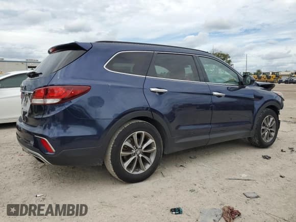 ✅ 2017 Hyundai Santa Fe SE • VIN: KM8SM4HF5HU178063 • Лот: 72973184. Опубликован ранее на Copart с пробегом 81 222 миль. Бесплатный доступ к архиву аукционных продаж из США и подробный отчёт об истории автомобиля на DreamBid. Изображение 3.