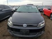 ✅ 2014 Volkswagen Jetta Hybrid SEL Premium • VIN: 3VW637AJ1EM230553 • Lot: 84769074. Wystawiony na Copart z przebiegiem 111 001 mil. Bezpłatny archiwum sprzedaży aukcyjnych z USA i szczegółowy raport historii pojazdu na DreamBid. Zdjęcie 5.