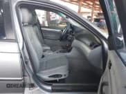 ✅ 2005 BMW 3 Series 325i • VIN: WBAET37485NJ88054 • Lot: 43775046. Listed on IAAI with 170,736 mi. Free auction sales archive from the USA and detailed vehicle history report at DreamBid. Image 5.