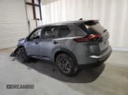 ✅ 2025 Nissan Rogue S • VIN: 5N1BT3AB8SC819322 • Lot: 69752715. Wystawiony na Copart z przebiegiem 24 245 mil. Bezpłatny archiwum sprzedaży aukcyjnych z USA i szczegółowy raport historii pojazdu na DreamBid. Zdjęcie 2.