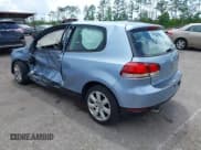 ✅ 2010 Volkswagen Golf • VIN: WVWBA7AJ4AW305084 • Lot: 42008967. Wystawiony na IAAI z przebiegiem 141 578 mil. Bezpłatny archiwum sprzedaży aukcyjnych z USA i szczegółowy raport historii pojazdu na DreamBid. Zdjęcie 3.