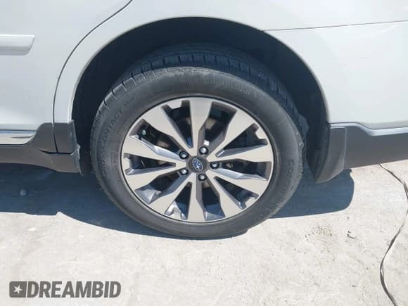 ✅ 2018 Subaru Outback Touring • VIN: 4S4BSATC5J3336205 • Lot: 42201530. Listed on IAAI with 103,362 mi. Free auction sales archive from the USA and detailed vehicle history report at DreamBid. Image 6.