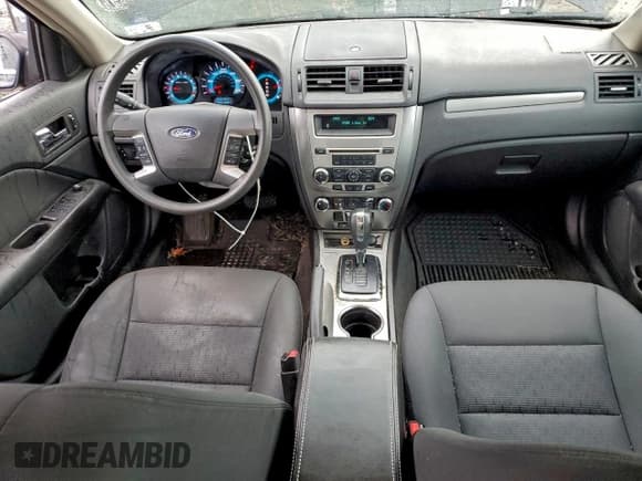 ✅ 2012 Ford Fusion SE • VIN: 3FAHP0HG5CR416801 • Lot: 94321555. Listed on Copart with 132,721 mi. Free auction sales archive from the USA and detailed vehicle history report at DreamBid. Image 8.