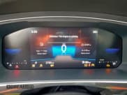 ✅ 2024 Volkswagen Tiguan SE R-Line Black • VIN: 3VVCB7AX9RM196608 • Лот: 95521515. Опубликован ранее на Copart с пробегом 2 705 миль. Бесплатный доступ к архиву аукционных продаж из США и подробный отчёт об истории автомобиля на DreamBid. Изображение 9.