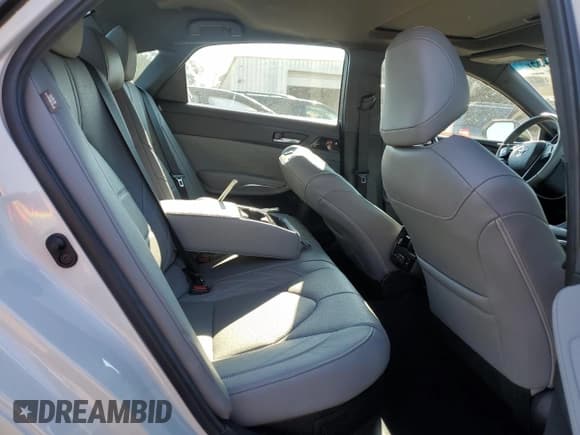 ✅ 2022 Toyota Avalon Limited Hybrid • VIN: 4T1CA1ABXNU012765 • Лот: 81346465. Опубликован ранее на Copart с пробегом 37 246 миль. Бесплатный доступ к архиву аукционных продаж из США и подробный отчёт об истории автомобиля на DreamBid. Изображение 10.