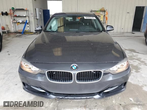 ✅ 2015 BMW 3 Series 328i • VIN: WBA3A5G55FNS84372 • Лот: 58989335. Опубликован ранее на Copart с пробегом 41 789 миль. Бесплатный доступ к архиву аукционных продаж из США и подробный отчёт об истории автомобиля на DreamBid. Изображение 5.
