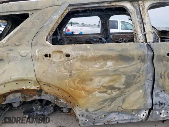 2023 Ford Explorer Limited z VIN 1FMSK7FH1PGA66417, wystawiony jako Copart lot #57878105 z przebiegiem Nie podano mil oraz Nie do naprawy • Non repairable. Historia ofert i sprzedaży dostępna na DreamBid. Obrazek 11.