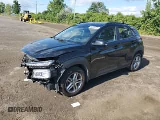 2021 Hyundai Kona SE z VIN KM8K12AA2MU743164, wystawiony jako Copart lot #70269175 z przebiegiem 37 115 mil mil oraz Szkoda całkowita • Salvage title. Historia ofert i sprzedaży dostępna na DreamBid. Obrazek 1.