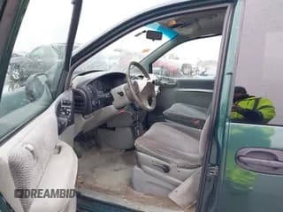 ✅ 1997 Plymouth Grand Voyager • VIN: 2P4GP44R5VR377345 • Lot: 41435749. Wystawiony na IAAI z przebiegiem 191 298 mil. Bezpłatny archiwum sprzedaży aukcyjnych z USA i szczegółowy raport historii pojazdu na DreamBid. Zdjęcie 5.