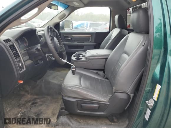 ✅ 2015 Ram 1500 Tradesman • VIN: 3C6JR7DM1FG592794 • Лот: 72739374. Опубликован ранее на Copart с пробегом 208 479 миль. Бесплатный доступ к архиву аукционных продаж из США и подробный отчёт об истории автомобиля на DreamBid. Изображение 7.