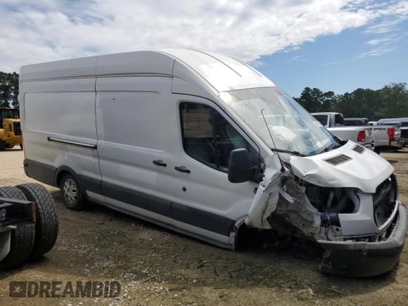 ✅ 2018 Ford Transit • VIN: 1FTBW3XM1JKA94574 • Lot: 64987425. Wystawiony na Copart z przebiegiem Nie podano. Bezpłatny archiwum sprzedaży aukcyjnych z USA i szczegółowy raport historii pojazdu na DreamBid. Zdjęcie 4.