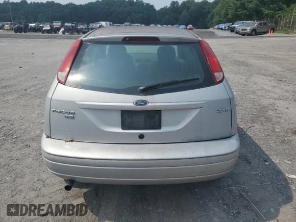 ✅ 2005 Ford Focus S • VIN: 3FAFP37N35R125547 • Лот: 67776075. Опубликован ранее на Copart с пробегом 169 260 миль. Бесплатный доступ к архиву аукционных продаж из США и подробный отчёт об истории автомобиля на DreamBid. Изображение 6.