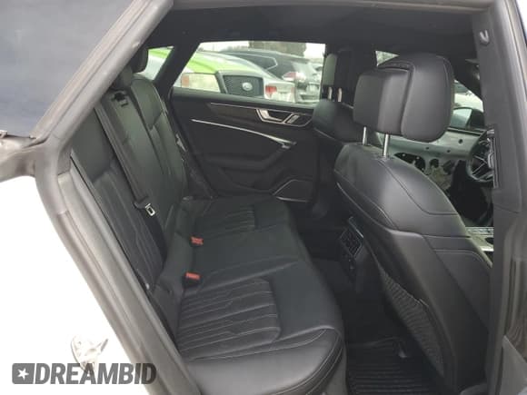 ✅ 2020 Audi S7 Prestige • VIN: WAUSFAF20LN058961 • Lot: 48838654. Wystawiony na Copart z przebiegiem 21 038 mil. Bezpłatny archiwum sprzedaży aukcyjnych z USA i szczegółowy raport historii pojazdu na DreamBid. Zdjęcie 10.