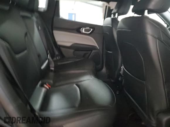 ✅ 2024 Jeep Compass Limited • VIN: 3C4NJDCN3RT161346 • Lot: 57380145. Wystawiony na Copart z przebiegiem 11 344 mil. Bezpłatny archiwum sprzedaży aukcyjnych z USA i szczegółowy raport historii pojazdu na DreamBid. Zdjęcie 10.