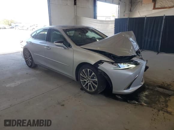 ✅ 2020 Lexus ES 350 • VIN: 58ADZ1B15LU076169 • Lot: 86784655. Listed on Copart with 21,840 mi. Free auction sales archive from the USA and detailed vehicle history report at DreamBid. Image 4.