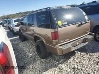 2004 Chevrolet Blazer LS z VIN 1GNDT13X24K162124, wystawiony jako Copart lot #69428095 z przebiegiem Nie podano mil oraz Szkoda całkowita • Salvage title. Historia ofert i sprzedaży dostępna na DreamBid. Obrazek 2.