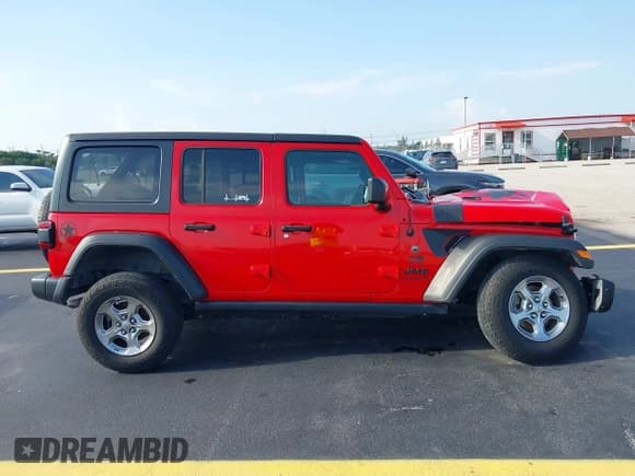 ✅ 2021 Jeep Wrangler Unlimited Sport S • VIN: 1C4HJXDN6MW685705 • Лот: 42344146. Опубликован ранее на IAAI с пробегом 53 859 миль. Бесплатный доступ к архиву аукционных продаж из США и подробный отчёт об истории автомобиля на DreamBid. Изображение 14.