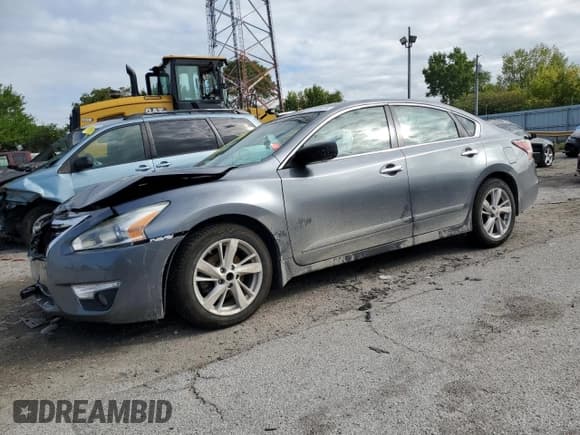 ✅ 2015 Nissan Altima SV • VIN: 1N4AL3AP8FC469861 • Lot: 83793825. Wystawiony na Copart z przebiegiem Nie podano. Bezpłatny archiwum sprzedaży aukcyjnych z USA i szczegółowy raport historii pojazdu na DreamBid. Zdjęcie 1.
