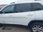 ✅ 2016 Jeep Cherokee Latitude • VIN: 1C4PJMCB3GW237461 • Лот: 42495278. Опубликован ранее на IAAI с пробегом 102 417 миль. Бесплатный доступ к архиву аукционных продаж из США и подробный отчёт об истории автомобиля на DreamBid. Изображение 15.