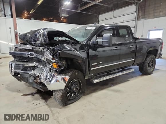 ✅ 2015 Chevrolet Silverado 2500HD LT • VIN: 1GC2KVEG2FZ135376 • Лот: 91713665. Опубликован ранее на Copart с пробегом 99 448 миль. Бесплатный доступ к архиву аукционных продаж из США и подробный отчёт об истории автомобиля на DreamBid. Изображение 1.