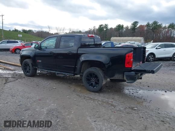 ✅ 2018 Chevrolet Colorado 4WD Z71 • VIN: 1GCGTDEN8J1170569 • Лот: 43600510. Опубликован ранее на IAAI с пробегом 157 198 миль. Бесплатный доступ к архиву аукционных продаж из США и подробный отчёт об истории автомобиля на DreamBid. Изображение 3.