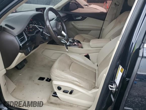 ✅ 2017 Audi Q7 Premium Plus • VIN: WA1LAAF7XHD031730 • Лот: 90279395. Опубликован ранее на Copart с пробегом 141 972 миль. Бесплатный доступ к архиву аукционных продаж из США и подробный отчёт об истории автомобиля на DreamBid. Изображение 7.