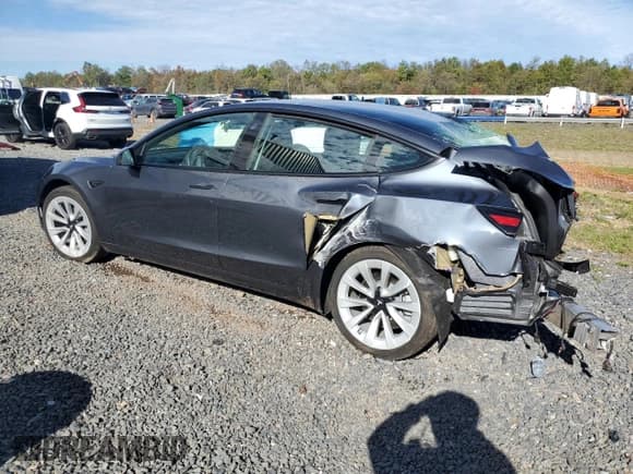 ✅ 2022 Tesla Model 3 Long Range • VIN: 5YJ3E1EB7NF243487 • Лот: 86697515. Опубликован ранее на Copart с пробегом 7 973 миль. Бесплатный доступ к архиву аукционных продаж из США и подробный отчёт об истории автомобиля на DreamBid. Изображение 2.