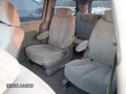 ✅ 2006 Kia Sedona LX • VIN: KNDMB233866082210 • Лот: 43059408. Опубликован ранее на IAAI с пробегом 180 558 миль. Бесплатный доступ к архиву аукционных продаж из США и подробный отчёт об истории автомобиля на DreamBid. Изображение 8.