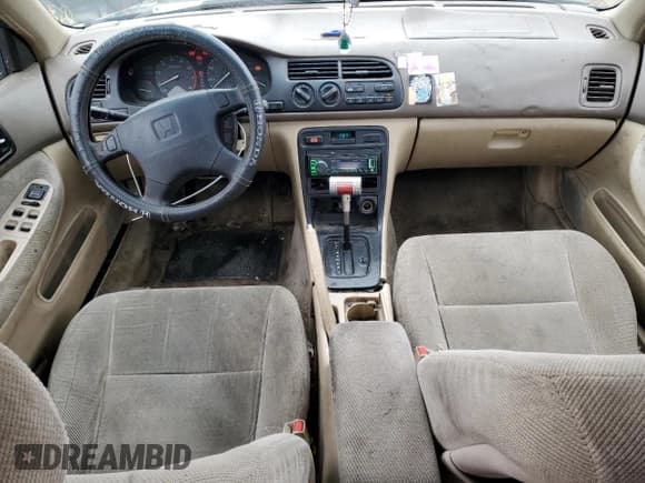 ✅ 1995 Honda Accord EX • VIN: 1HGCD5653SA164066 • Лот: 48237175. Опубликован ранее на Copart с пробегом 125 992 миль. Бесплатный доступ к архиву аукционных продаж из США и подробный отчёт об истории автомобиля на DreamBid. Изображение 8.