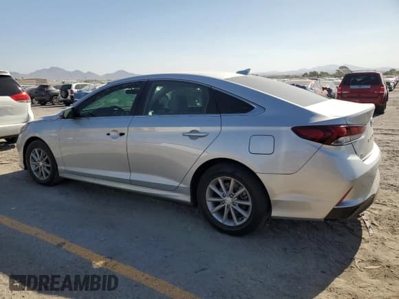 ✅ 2018 Hyundai Sonata SE • VIN: 5NPE24AF2JH615762 • Lot: 69292115. Wystawiony na Copart z przebiegiem 34 098 mil. Bezpłatny archiwum sprzedaży aukcyjnych z USA i szczegółowy raport historii pojazdu na DreamBid. Zdjęcie 2.