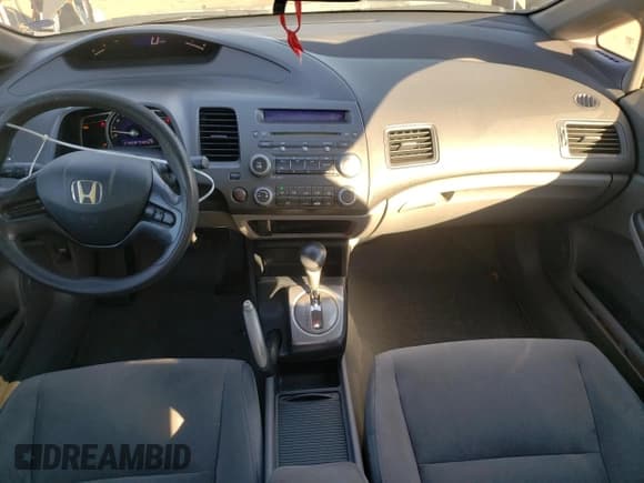 ✅ 2007 Honda Civic LX • VIN: 2HGFA16547H315066 • Лот: 82526705. Опубликован ранее на Copart с пробегом 214 228 миль. Бесплатный доступ к архиву аукционных продаж из США и подробный отчёт об истории автомобиля на DreamBid. Изображение 8.