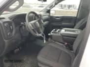 ✅ 2022 Chevrolet Silverado 1500 Custom Trail Boss • VIN: 1GCPYCEL0NZ140337 • Lot: 44514855. Wystawiony na Copart z przebiegiem 51 913 mil. Bezpłatny archiwum sprzedaży aukcyjnych z USA i szczegółowy raport historii pojazdu na DreamBid. Zdjęcie 7.