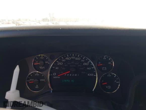 ✅ 2013 Chevrolet Express Cargo • VIN: 1GCWGFBA2D1115469 • Lot: 43106361. Listed on IAAI with 178,751 mi. Free auction sales archive from the USA and detailed vehicle history report at DreamBid. Image 7.